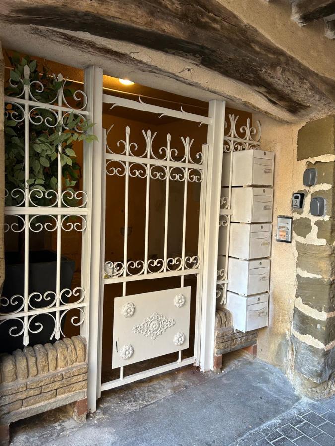 T2 Au Coeur De Isle Sur Sorgues Appartement LʼIsle-sur-la-Sorgue